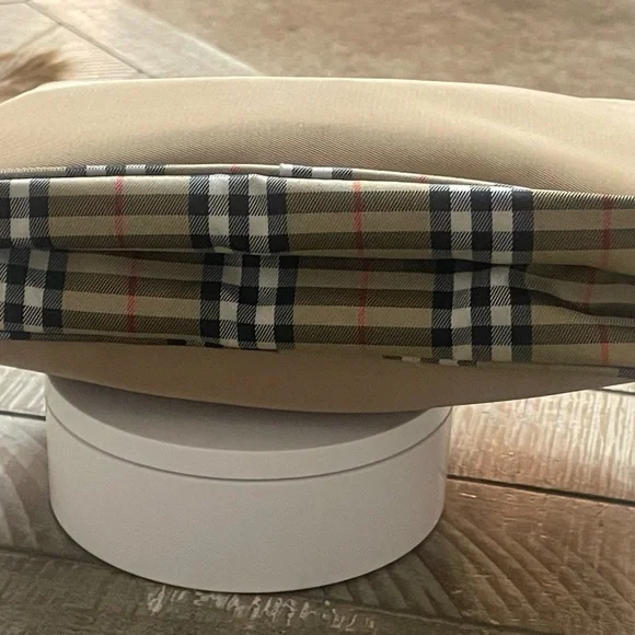 Burberry Cosmetic Bag Bundle - Picture 5 of 8